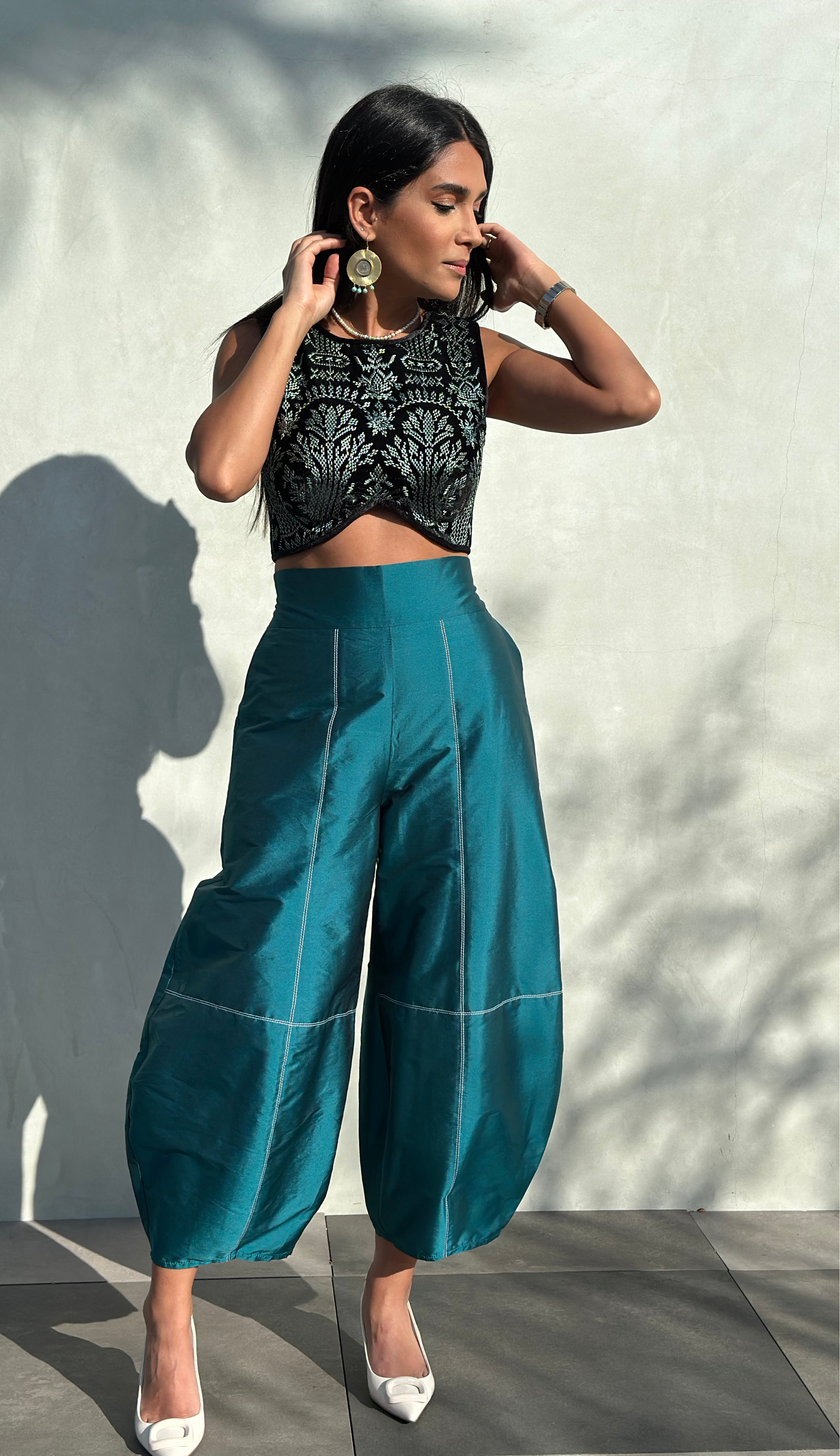Caspian Top