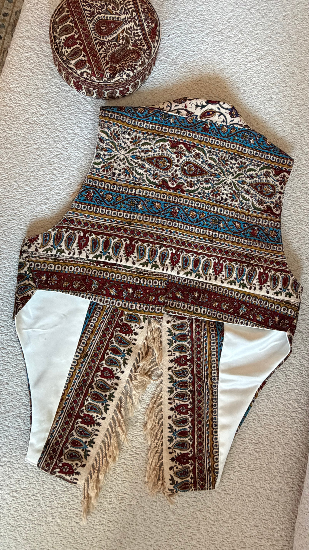 Naghshe Jahan Vest