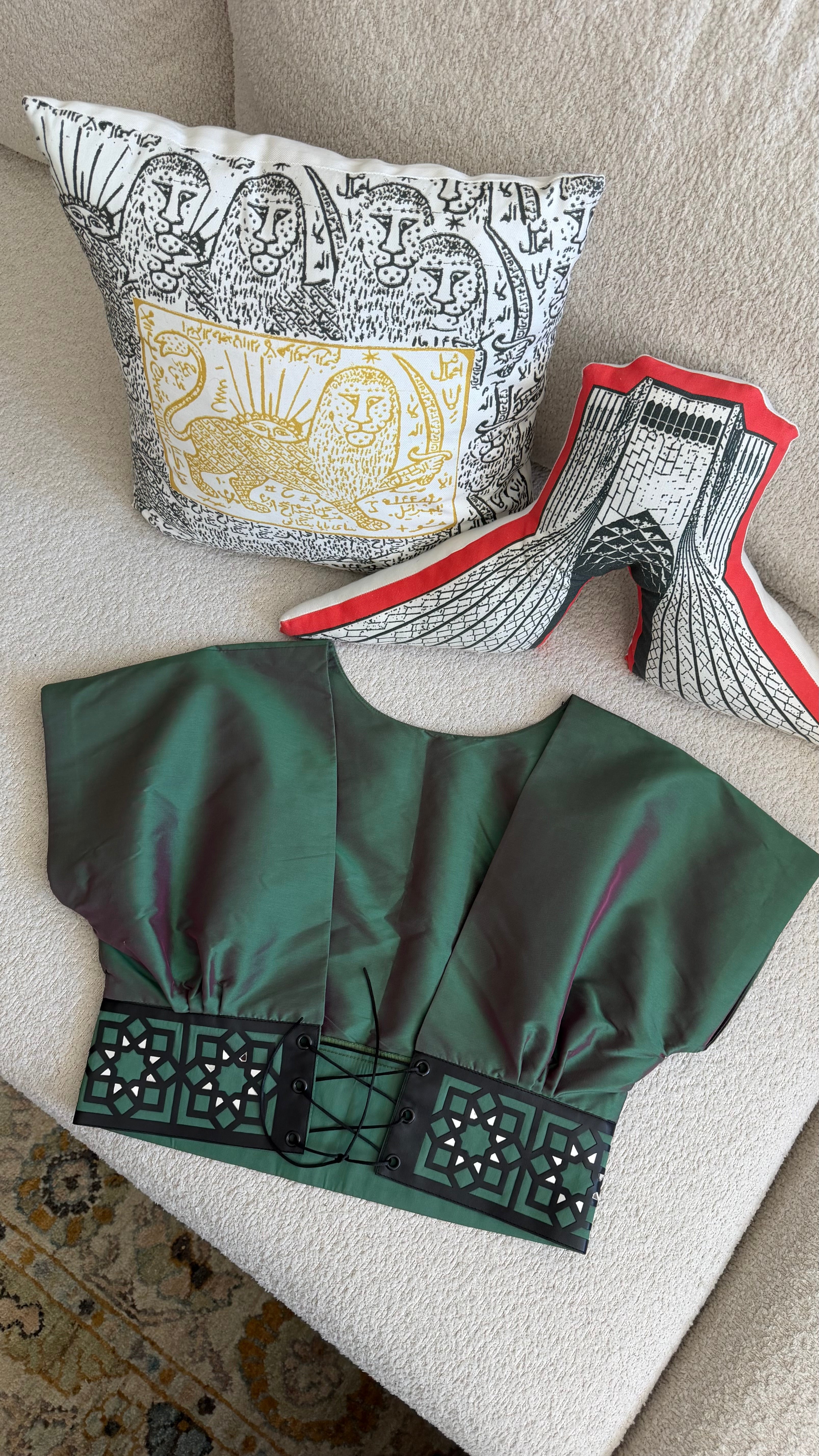 Mirror Blouse (Dark Green)
