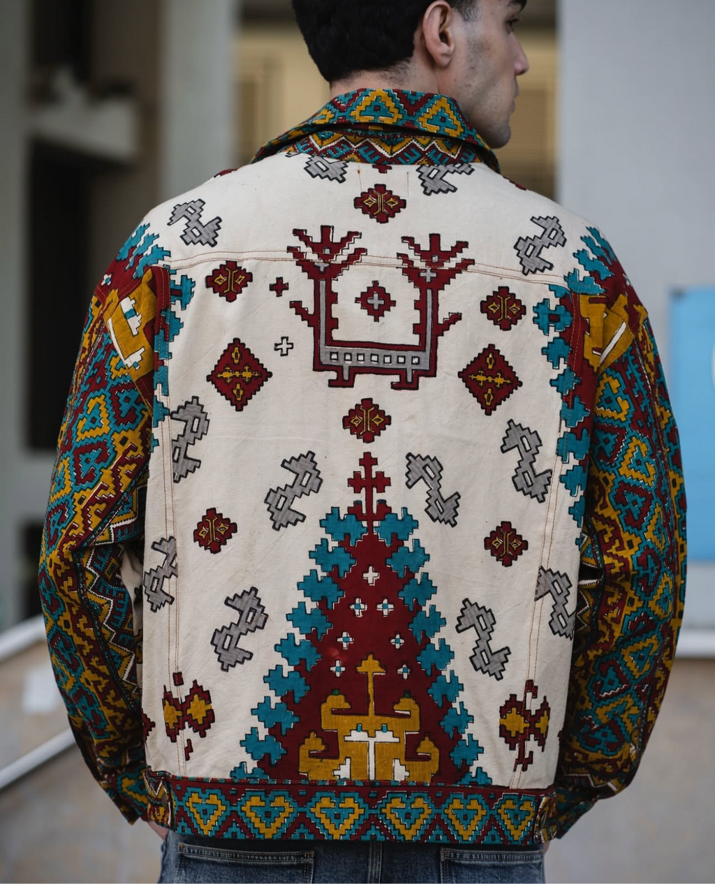 Men’s One-Size All-Season Jacket