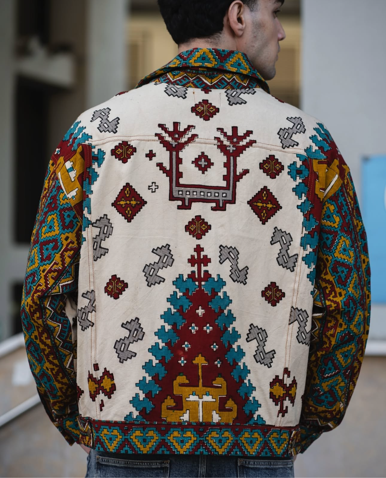 Men’s One-Size All-Season Jacket